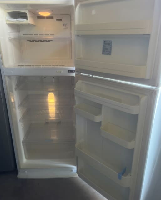 Warranty 392L LG Fridge Freezer Frost Free H1715 W680 D667 good work