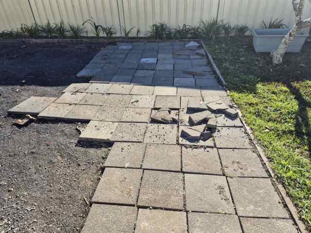 FREE concrete pavers. Pick up DAVISTOWN 2251 | Concreting & Paving ...