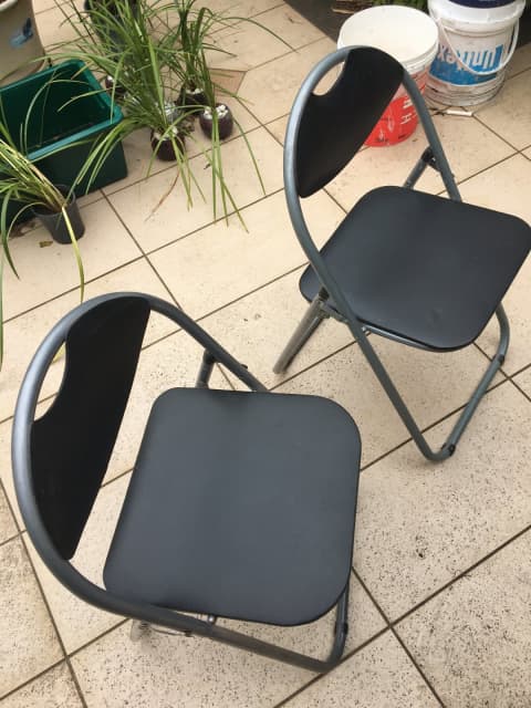 used folding chairs