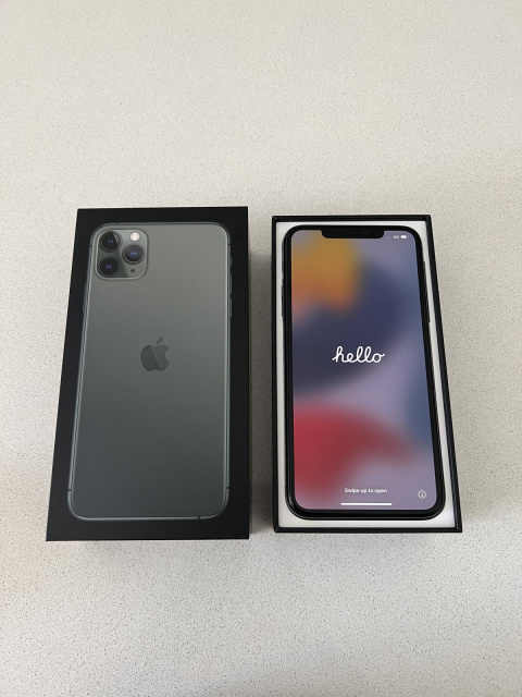 Apple Iphone 11 Pro Max 64gb Midnight Green Iphone Gumtree Australia Townsville Surrounds Burdell