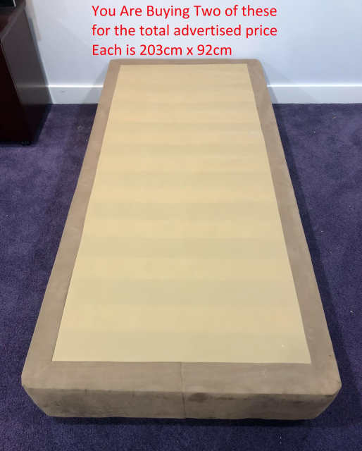 King Bed Ensemble Base, Slats. Great Condition Beds in North Epping