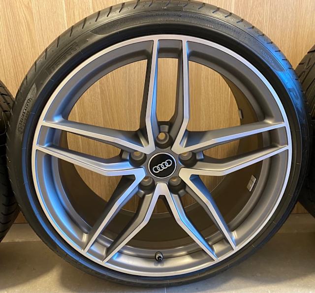 Audi R8 V10 Factory Wheels 19 “ with Tyres Wheels, Tyres