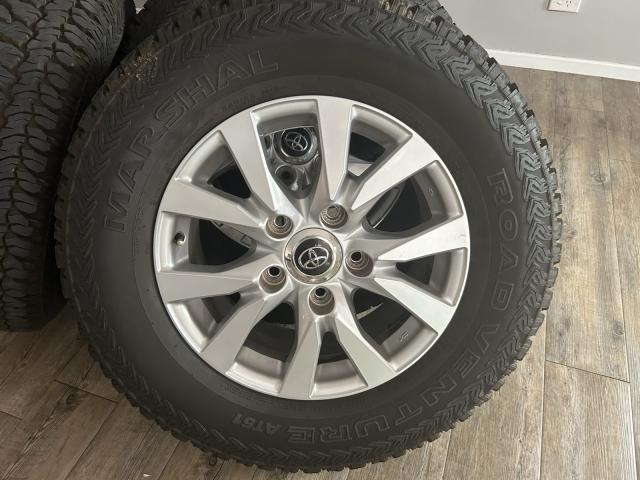 200 series VX rims and tyres | Wheels, Tyres & Rims | Gumtree Australia ...