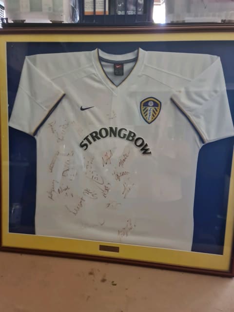 LEEDS UNITED SIGNED JERSEY | Collectables | Gumtree Australia Wyong ...