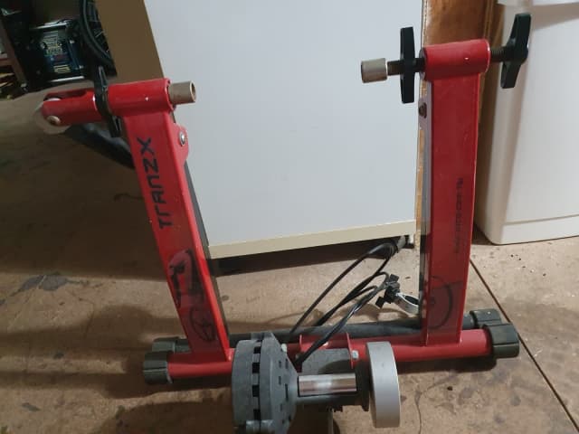 Tranzx best sale bike trainer