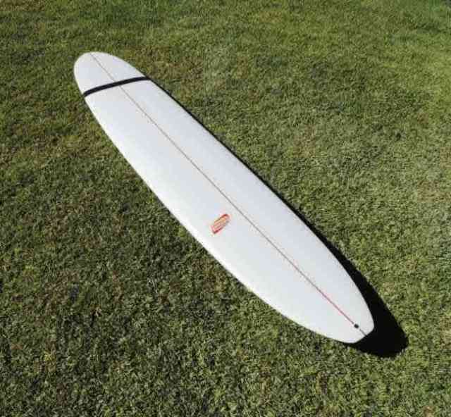 9ft6ins ASTRO SURFBOARDS Byron Bay / Single Fin Longboard Surfing