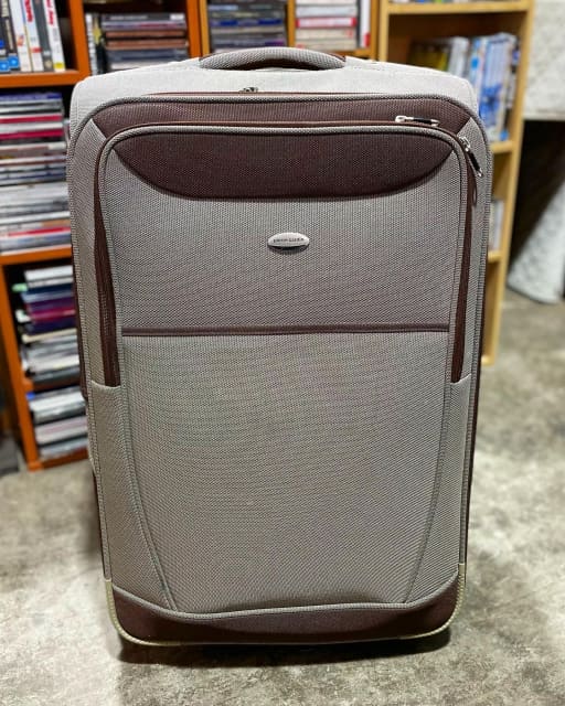 Large Sand Grey Shade Colour Pierre Cardin Travel Suitcase/Luggage ...