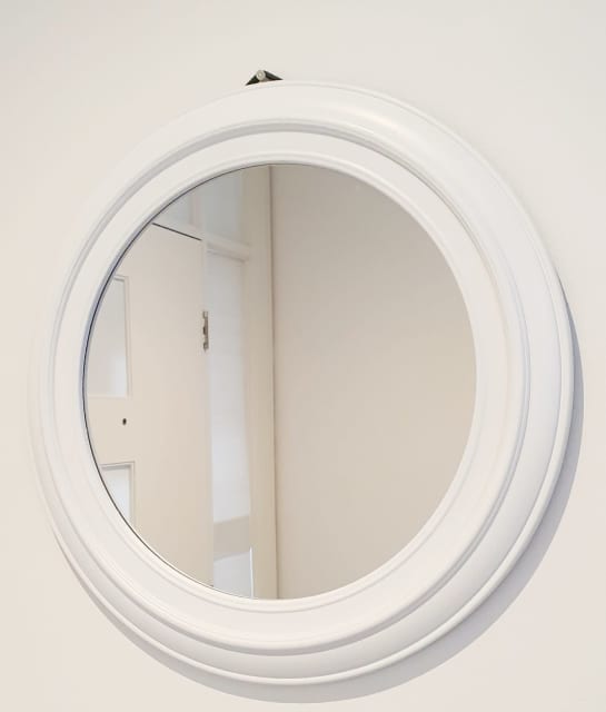 Hamptons Round White Wall Mirror Decorative Moulded Frame 55 cm