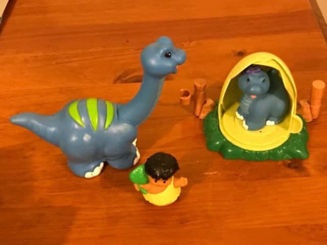 Fisher Price Little People Lil Dinosaur Brontosaurus Set - Toys ...