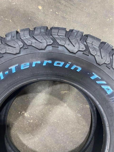 2857017 KO2 285/70r17 Bfg all terrain ko2 ford ranger Hilux triton rap ...