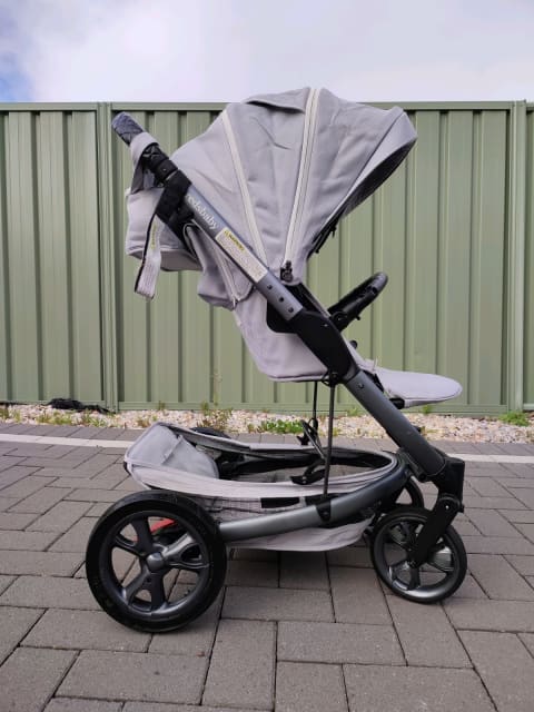 jive 2 platinum pram