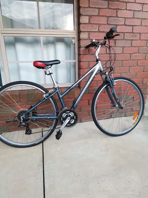 diamondback parkway hybrid bike