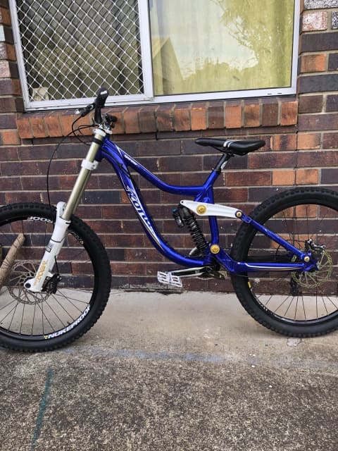 downhill mountain bikes for sale gumtree