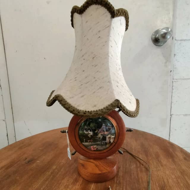Super cute Small Ships wheel nautical themed timber table lamp. Table