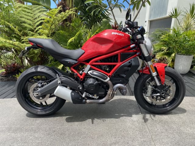 2018 ducati store monster 659