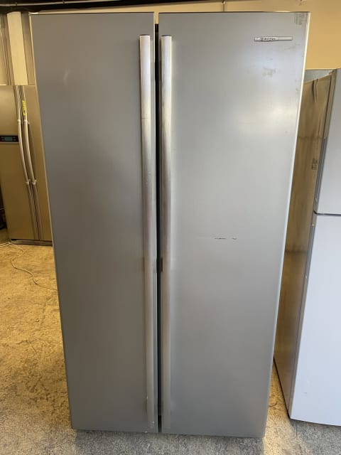 westinghouse 606l fridge