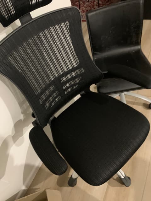 free desk chairs near me