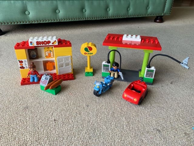 LEGO Duplo my first gas station 6171- retired set missing 2 pieces ...