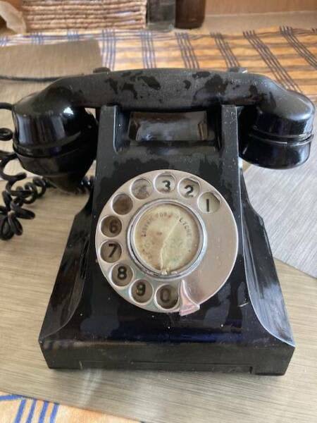 Rare 332 AT Bakelite Rotary dial phone WORKS PERFECT | Collectables ...