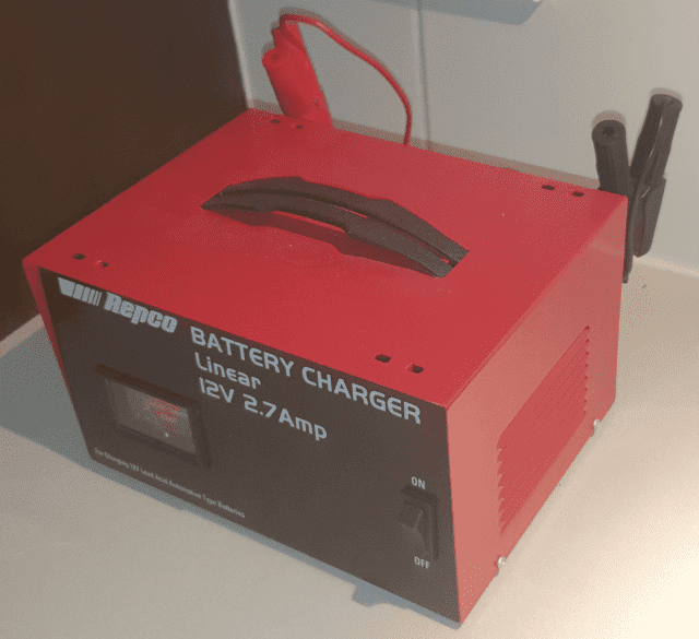 Repco Battery Charger Linear 12V 2.7 Amp, Model RBC27LS3 Other Tools