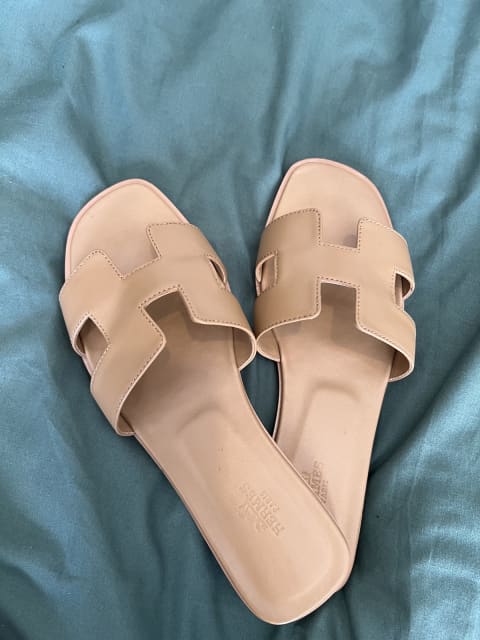 authentic hermes oran sandals