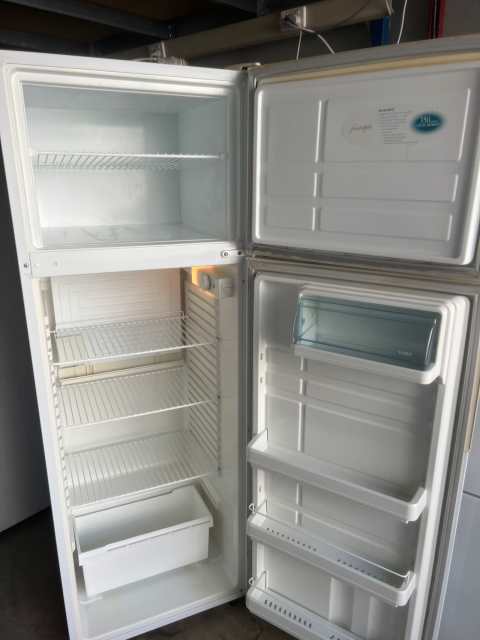 westinghouse 350l fridge