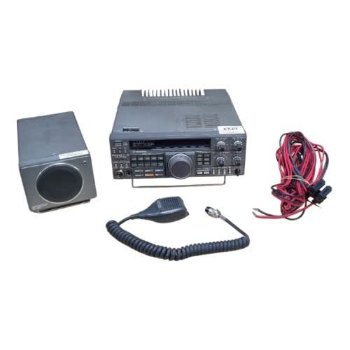 Kenwood CB Radio TS440S with Speaker, Microphone, Power Radios