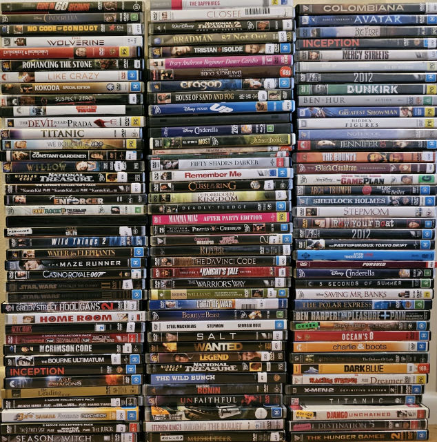BULK 140 DVDs Movies Action Comedy Drama Thriller Scifi CDs