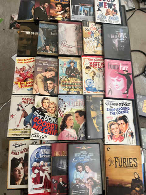 100 Classic Movies on DVD | CDs & DVDs | Gumtree Australia Stonnington ...