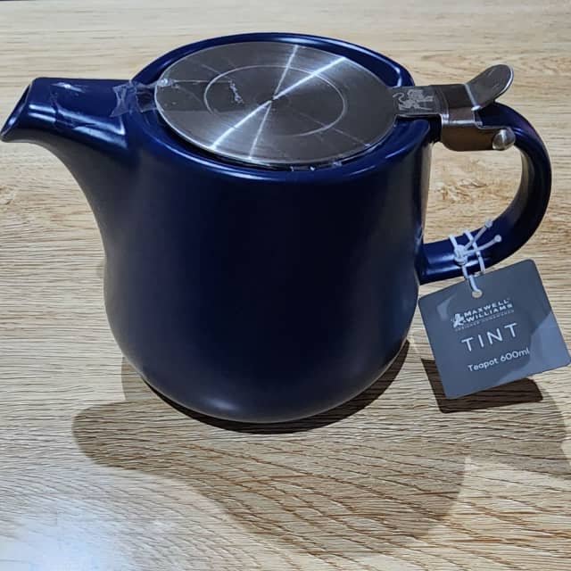 Navy Colour Maxwell & Williams Tint Teapot 600ML Dinnerware Gumtree