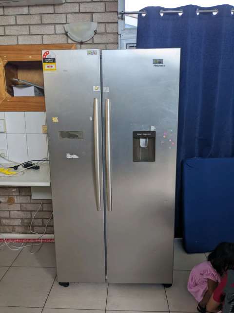 Hisense 578L Side By Side Fridge With Water Dispenser - Stainless Stee ...