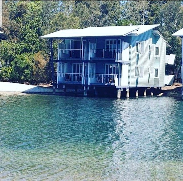 1 bedroom unit fully renovated fully furnished. Property For Sale