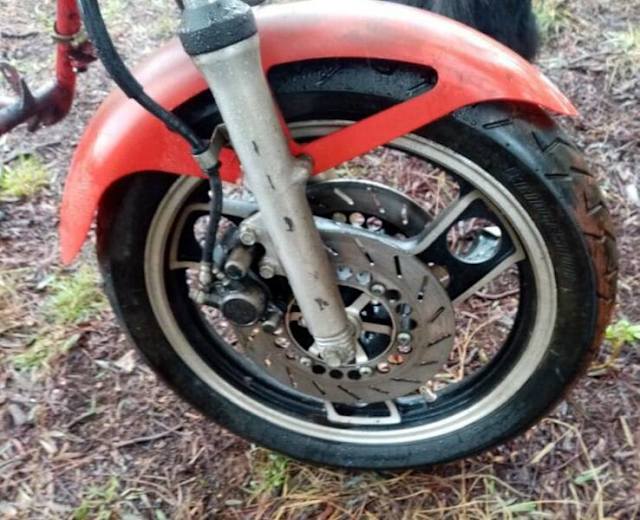 YAMAHA RZ250 RZ 250 34J FRONT RIM AND TYRE ONLY FRONT WHEEL