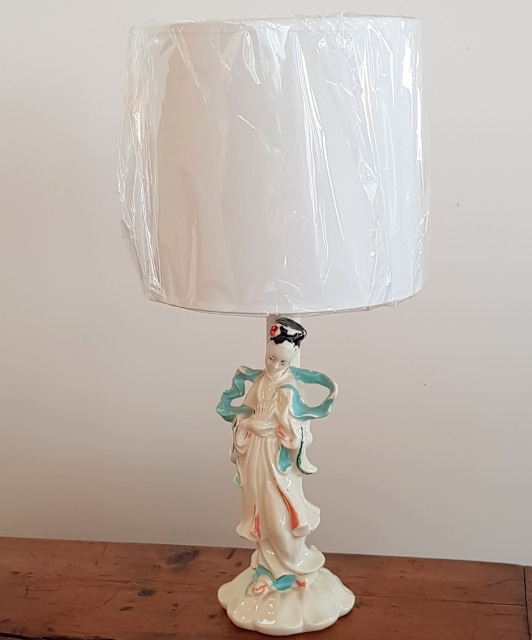 Vintage porcelain Geisha lamp Table & Desk Lamps Gumtree Australia