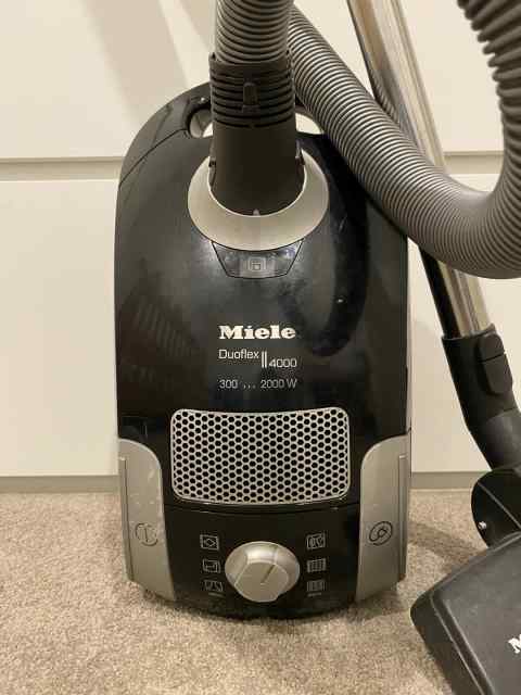 Miele Bagged Vacuum Cleaner Duoflex 4000 Made In Germany 