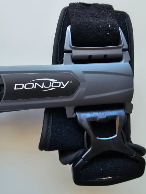 Donjoy X-ROM Post Op Knee Brace, Other Sports & Fitness, Gumtree  Australia Manly Area - North Manly