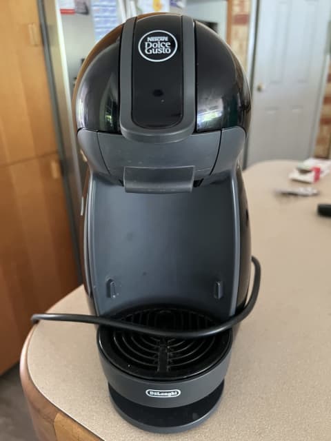 Nespresso Dolce Gusto Coffee Machine | Coffee Machines | Gumtree ...