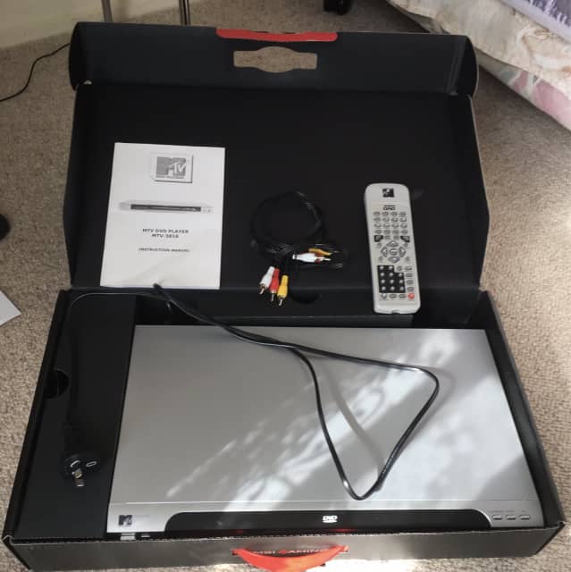 MTV DVD Player MTV3816 with manual ,cables ,remote and carry box DVD