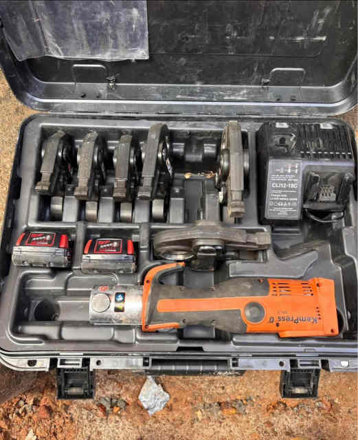 Large Kempress copper crimping tool Power Tools in Camp Hill QLD