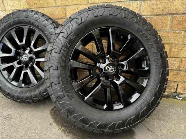 4x Genuine Toyota Prado Kakadu 18??? wheels & Toyo Open Country AT FITS ...