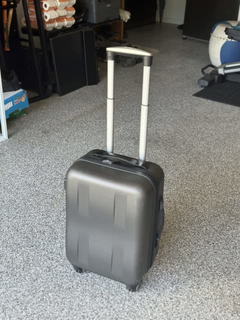 Grey carry on suitcase / luggage | Bags | Gumtree Australia Gold Coast ...