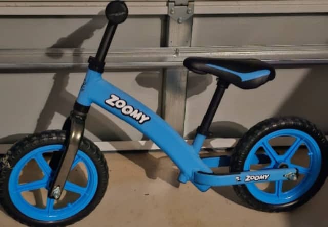 Zoomy balance hot sale bike