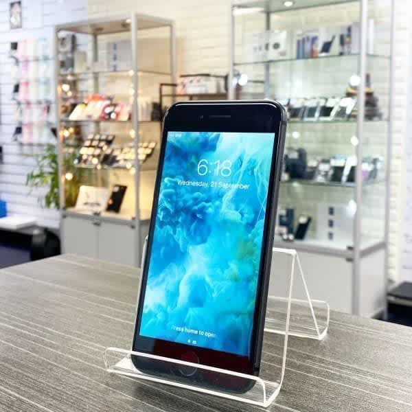 iPhone 8 256G Black Good Condition Warranty AU Model No SIM Lock