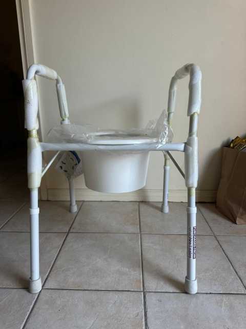 Endeavour Height Adjustable Over Toilet Aid - Office Chairs in ...