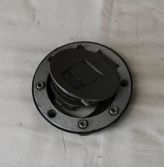 Yamaha TRX850 Fuel Tank Cap parts (Original OEM) Motorcycle & Scooter