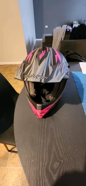 dirt bike helmets gumtree