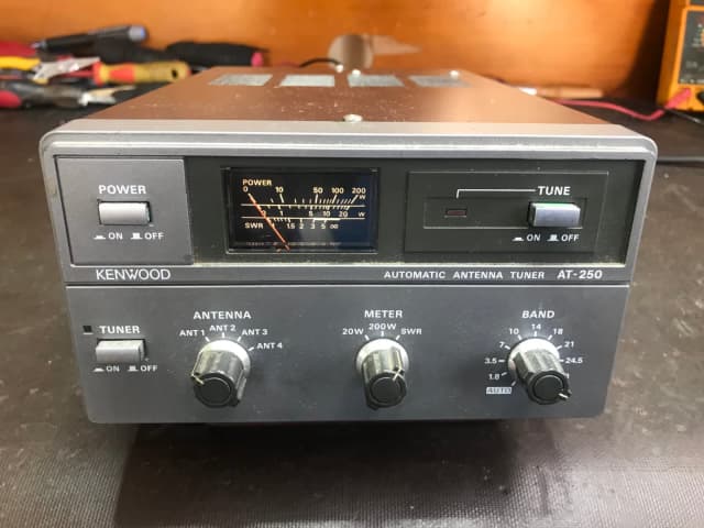 KENWOOD AT-250 - アマチュア無線