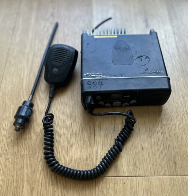 Tait UHF Radio with hand control and antenna Radios & Receivers