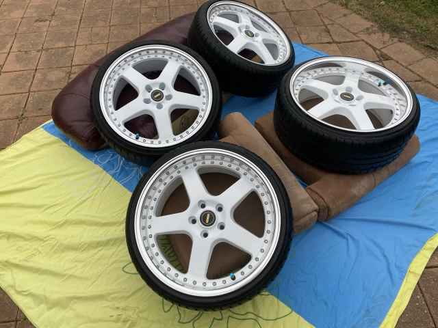 Simmons FR1 20 inch Staggered Pre-VE Holden Commodore /BMW Wheels ...