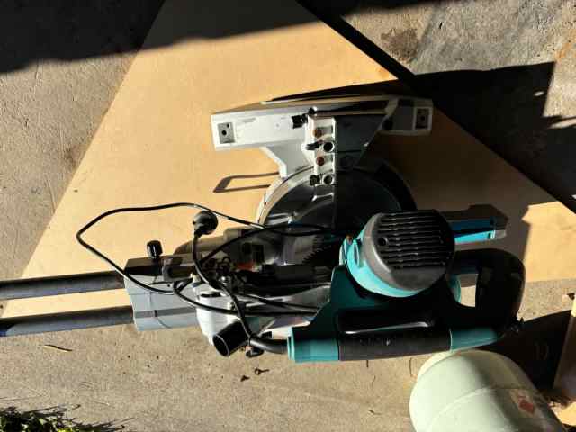 Makita drop saw 165 - Other Appliances in Rosny Park TAS | Gumtree ...